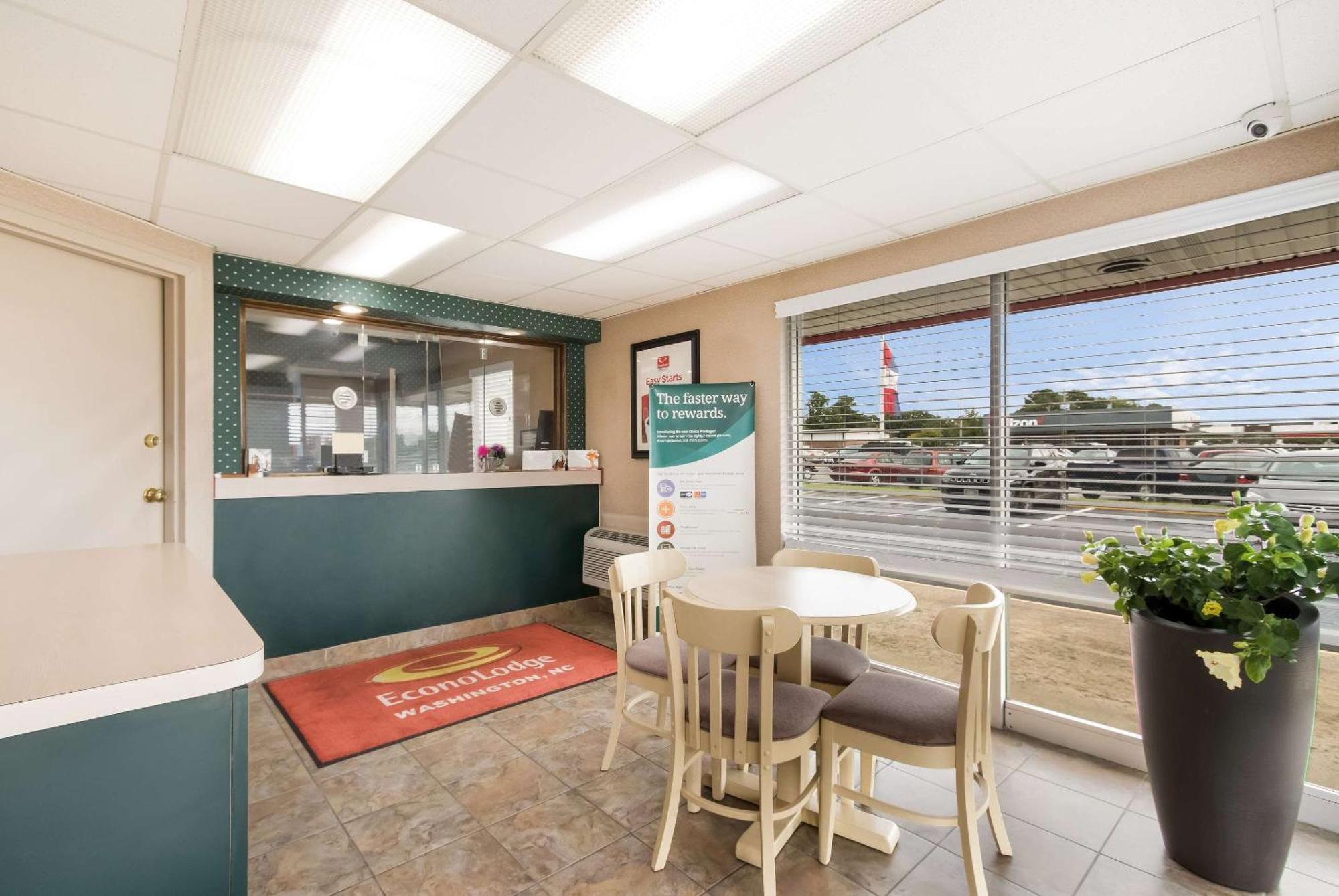 Econo Lodge North Вашингтон Экстерьер фото